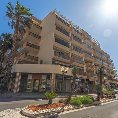 Apartment Saint James-12 By Interhome Le Lavandou Exterior photo