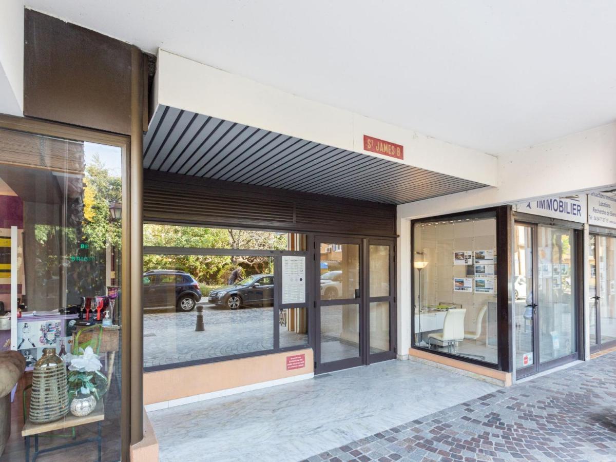 Apartment Saint James-12 By Interhome Le Lavandou Exterior photo