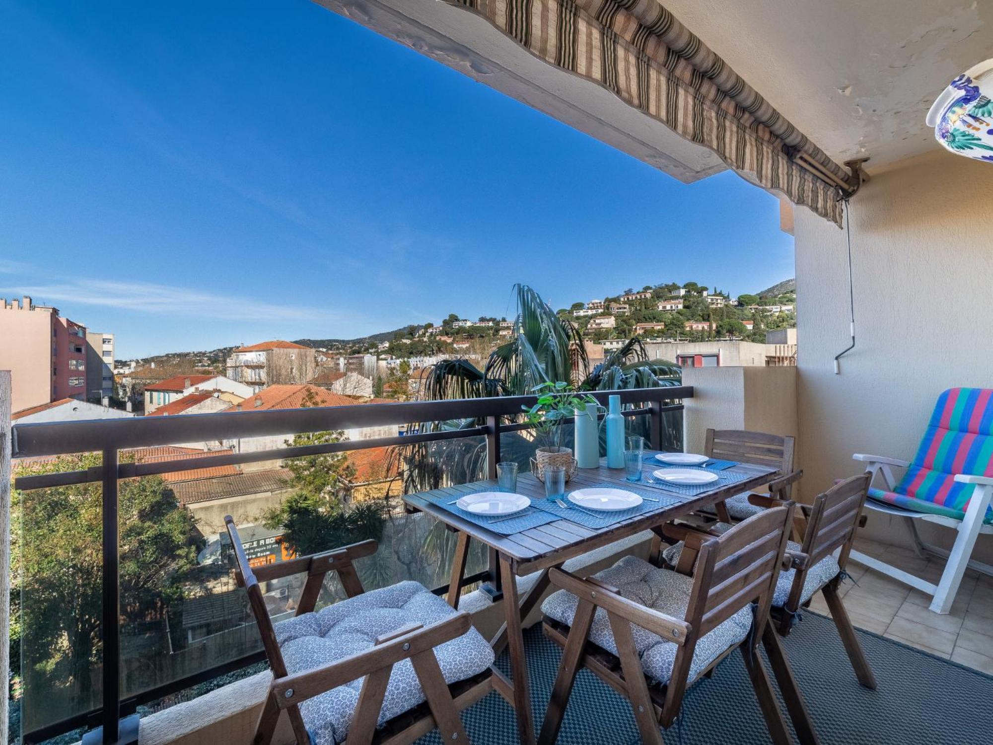 Apartment Saint James-12 By Interhome Le Lavandou Exterior photo